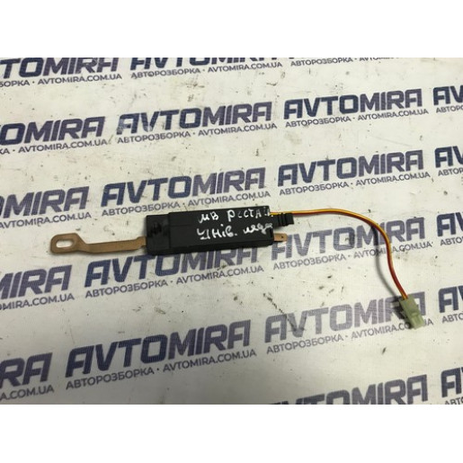 Підсилювач антени Mercedes-Benz E-Class S211 2006-2009 A2118209689